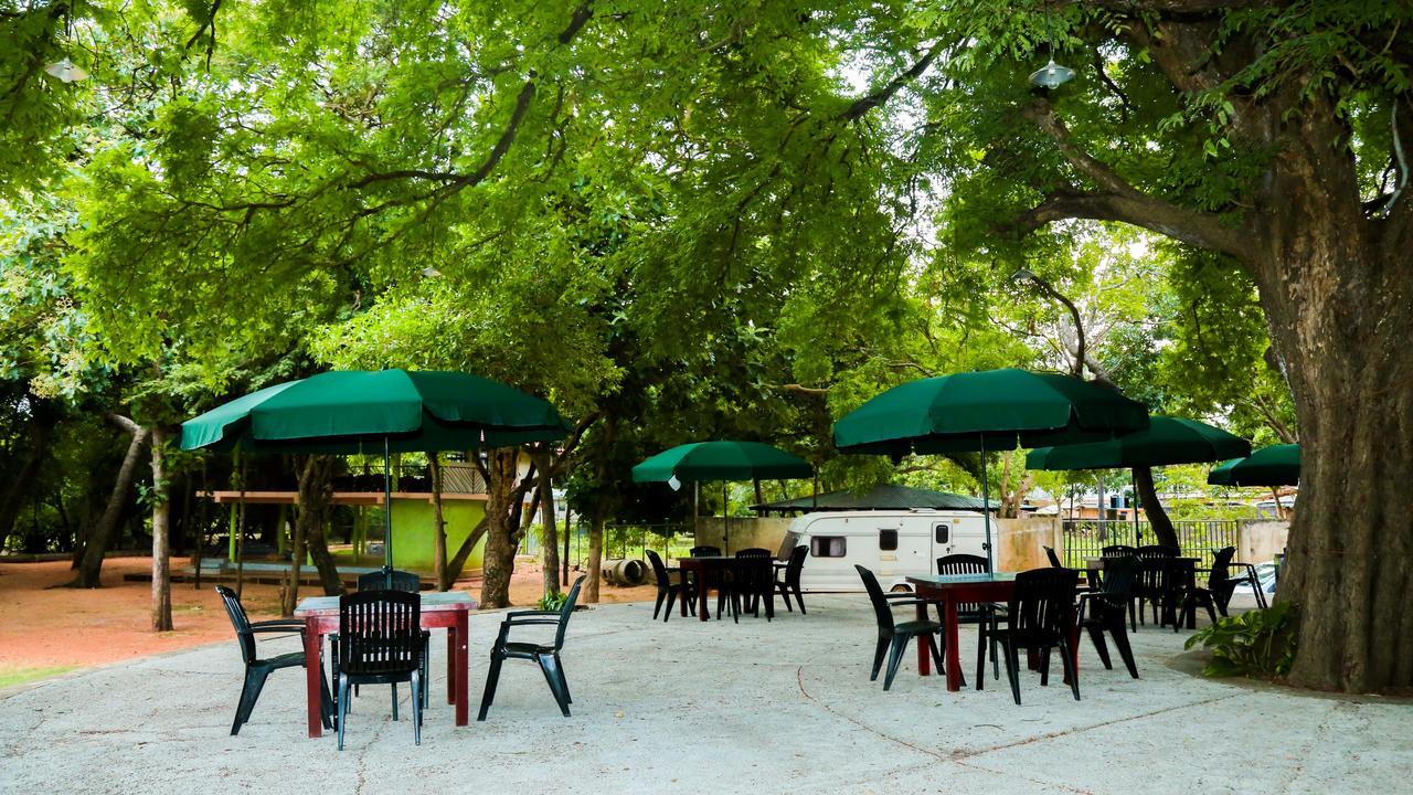 アヌラーダプラ Malwathu Oya Caravan Park Bed & Breakfast エクステリア 写真
